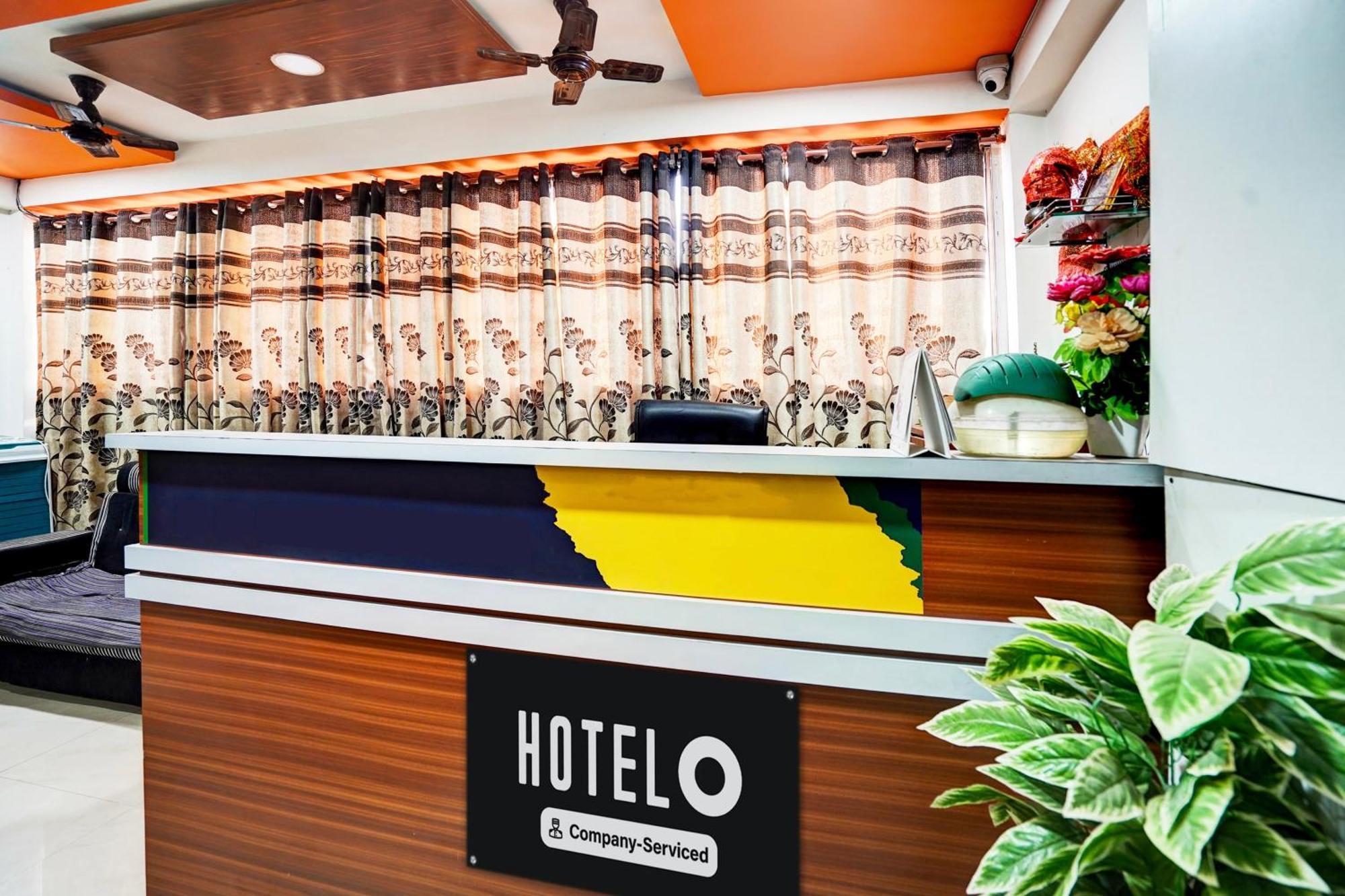 Super Hotel O Geeta Mandir Formerly Hotel Green Park アーメダバード エクステリア 写真