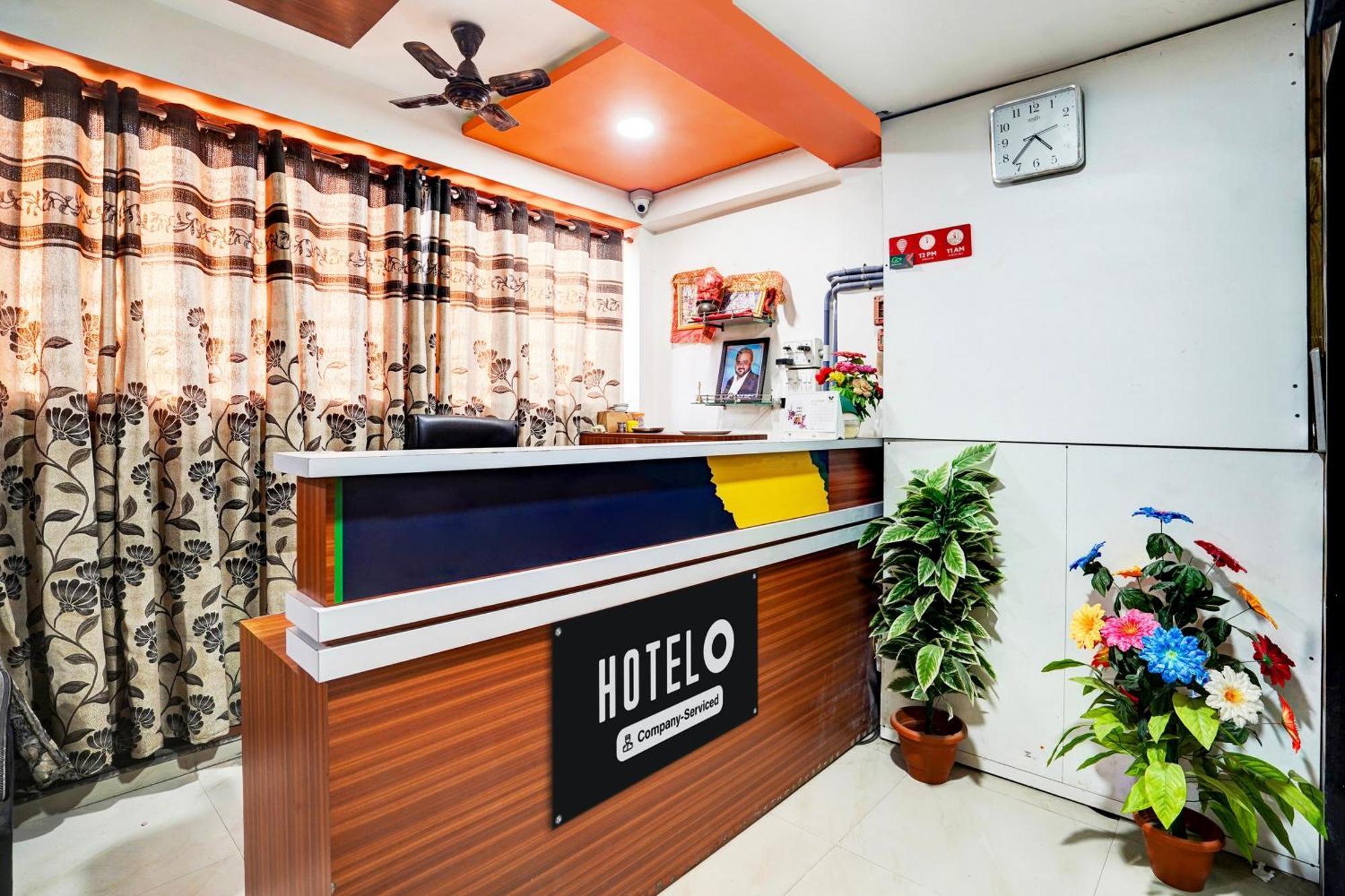 Super Hotel O Geeta Mandir Formerly Hotel Green Park アーメダバード エクステリア 写真