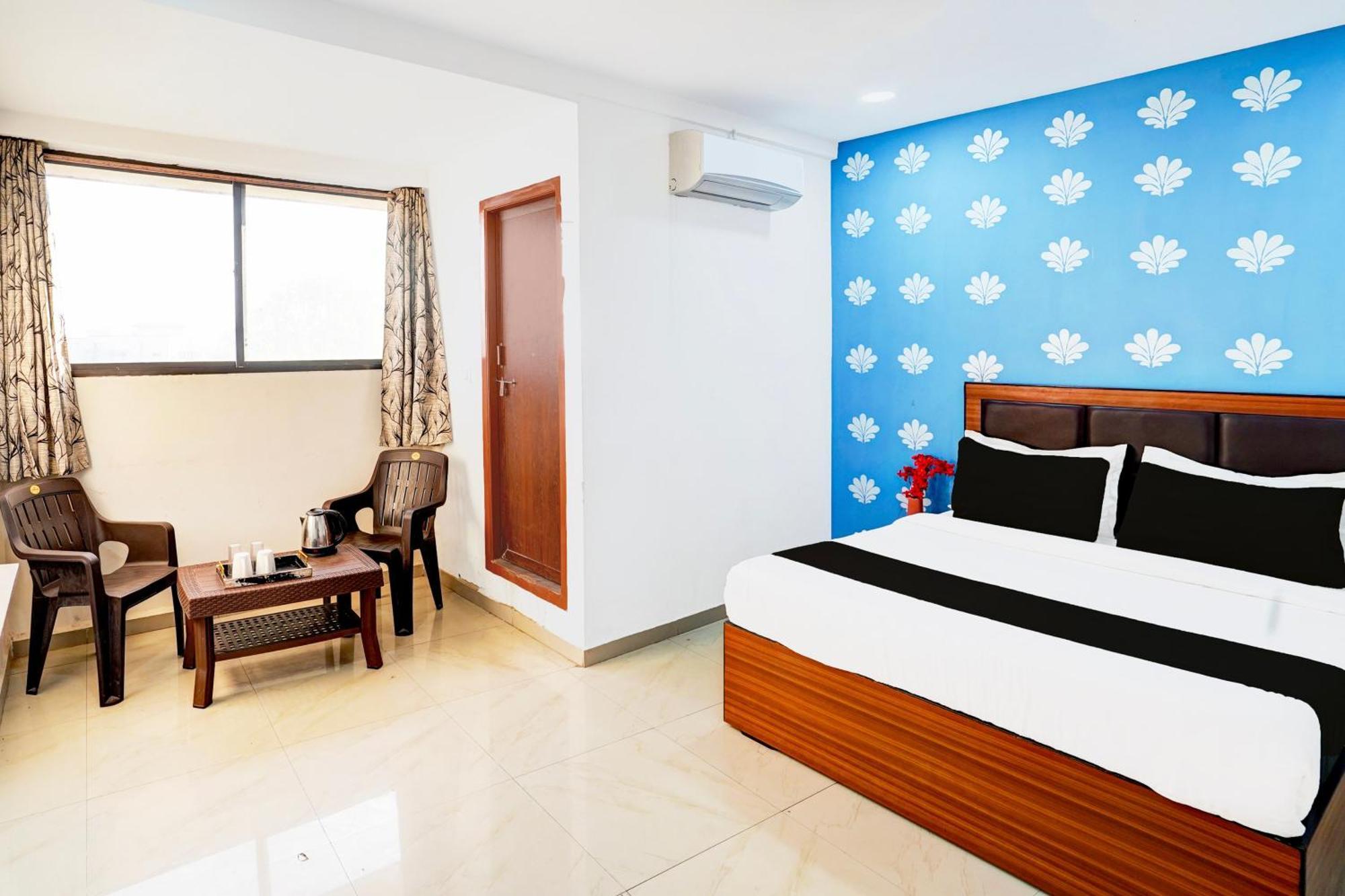 Super Hotel O Geeta Mandir Formerly Hotel Green Park アーメダバード エクステリア 写真