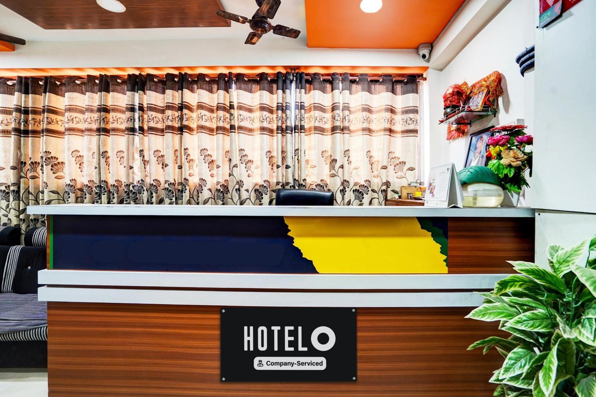 Super Hotel O Geeta Mandir Formerly Hotel Green Park アーメダバード エクステリア 写真